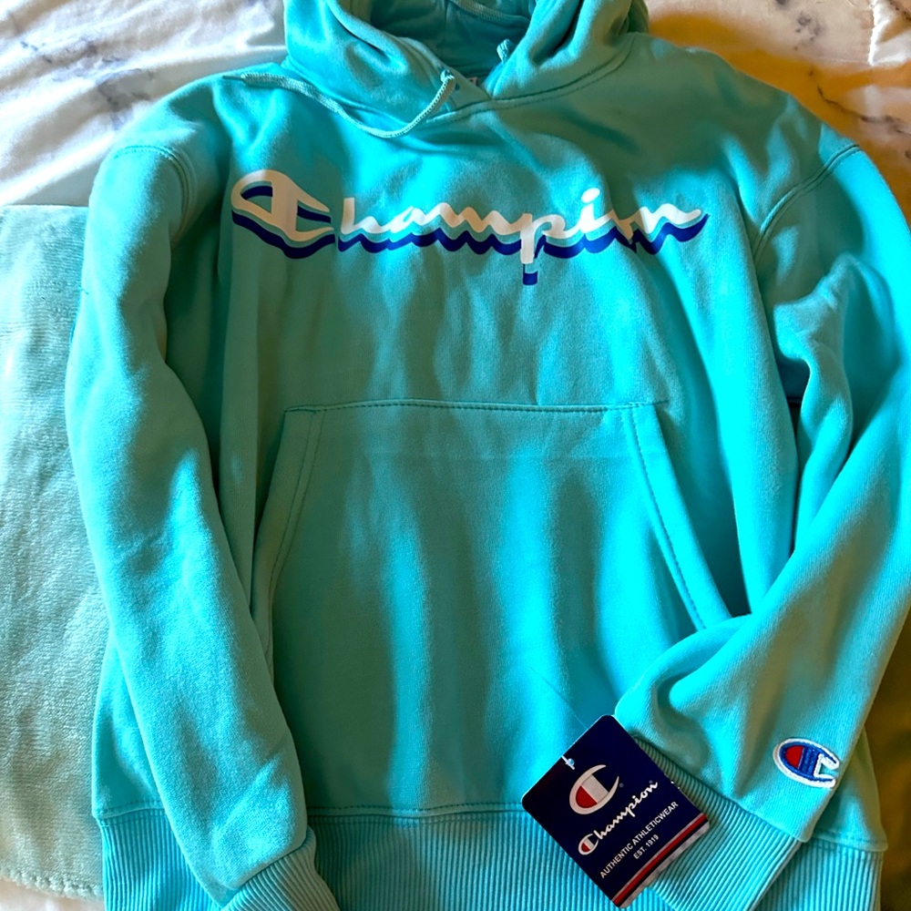 Brand new champion sweatshirt size small